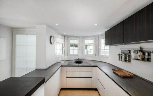 Villa de 4 dormitorios en Milla de Oro