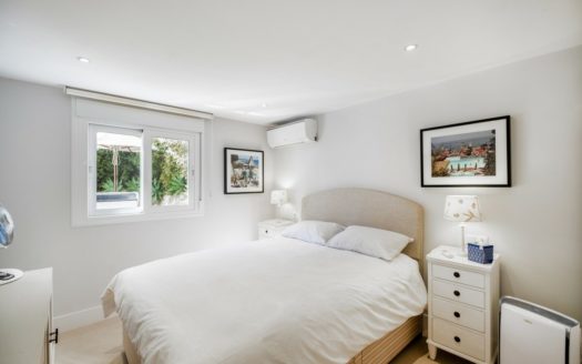 Villa de 4 dormitorios en Milla de Oro