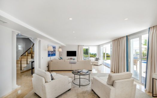 Villa de 4 dormitorios en Milla de Oro