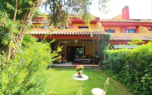 3 bedrooms Townhouse in Milla de Oro