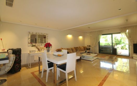 3 bedrooms Townhouse in Milla de Oro