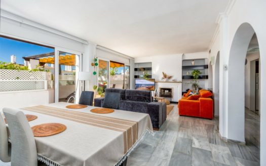 2 bedrooms Apartment in Nueva Andalucia