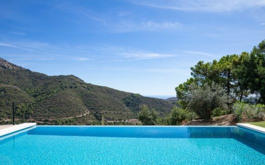 Villa de 4 dormitorios en Benahavis