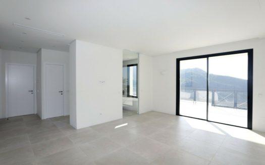 Villa de 4 dormitorios en Benahavis