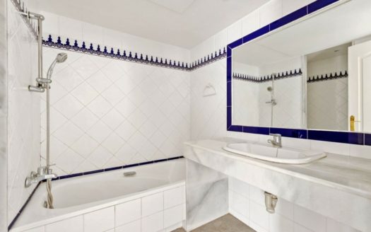 Apartamento de 2 dormitorios en Nueva Milla de Oro