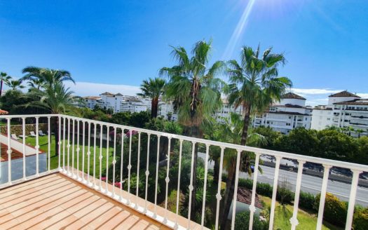 3 bedrooms Townhouse in Edificio Online