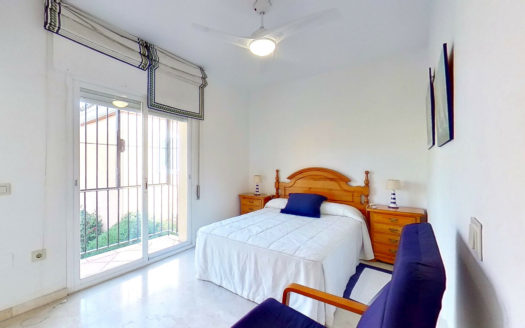 Adosado de 3 dormitorios en Nueva Milla de Oro