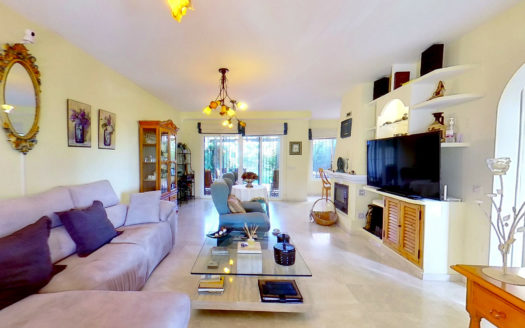 Adosado de 3 dormitorios en Nueva Milla de Oro