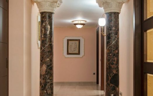 4 bedrooms Apartment in Medina de Banús