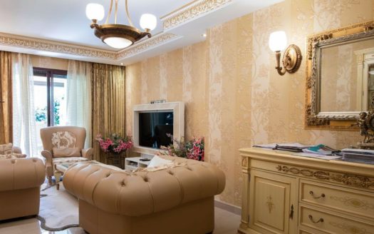 4 bedrooms Apartment in Medina de Banús