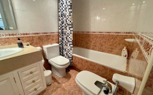 2 bedrooms Apartment in Lorcrimar