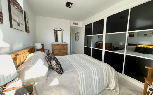 2 bedrooms Apartment in Lorcrimar