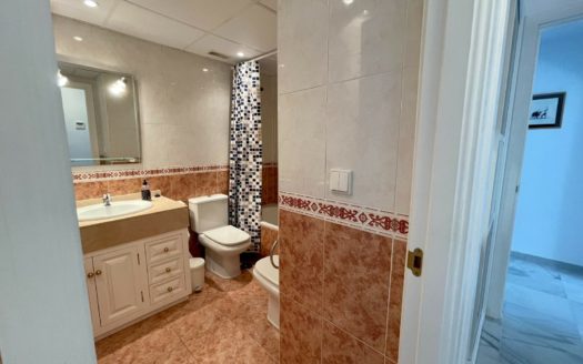 2 bedrooms Apartment in Lorcrimar