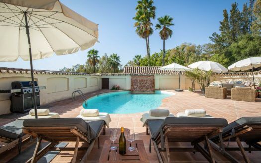 Villa de 5 dormitorios en El Herrojo Alto