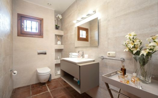 Villa de 5 dormitorios en El Herrojo Alto