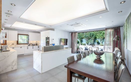 Villa de 5 dormitorios en El Herrojo Alto