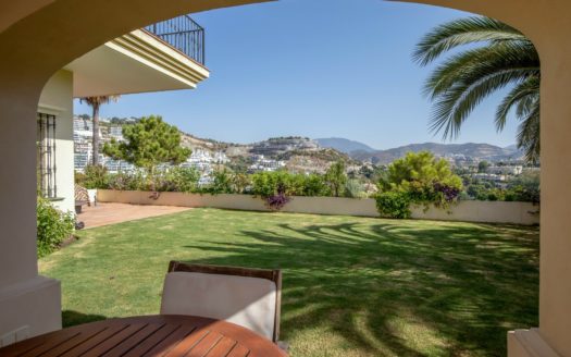 Villa de 5 dormitorios en El Herrojo Alto