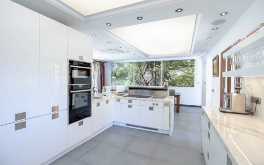 Villa de 5 dormitorios en El Herrojo Alto