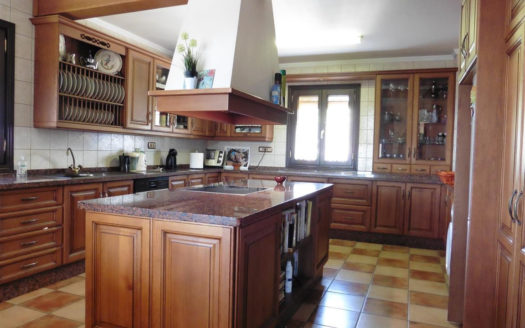 Villa de 4 dormitorios en Lomas de la Quinta