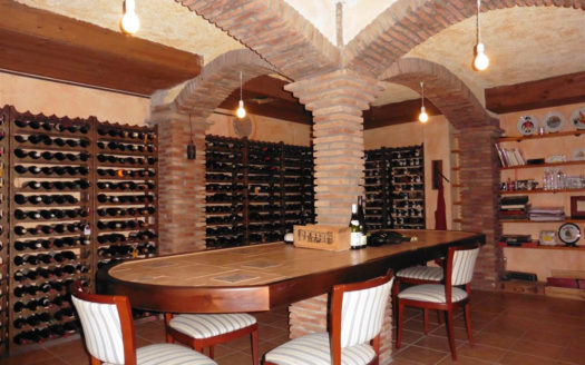 Villa de 4 dormitorios en Lomas de la Quinta