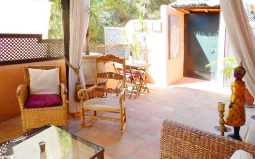 Ático de 2 dormitorios en Milla de Oro