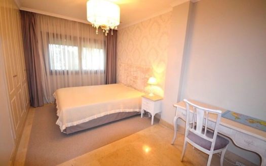 3 bedrooms Apartment in Milla de Oro