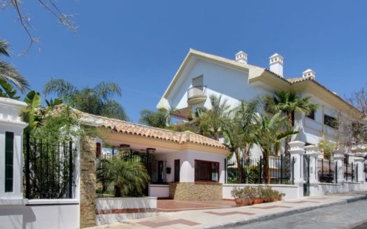 3 bedrooms Apartment in Milla de Oro