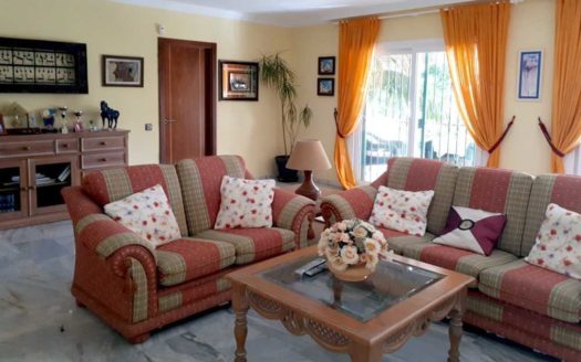 Villa de 5 dormitorios en Los Monteros