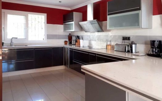 Villa de 5 dormitorios en Los Monteros