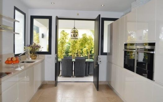 6 bedrooms Villa in Nueva Andalucia