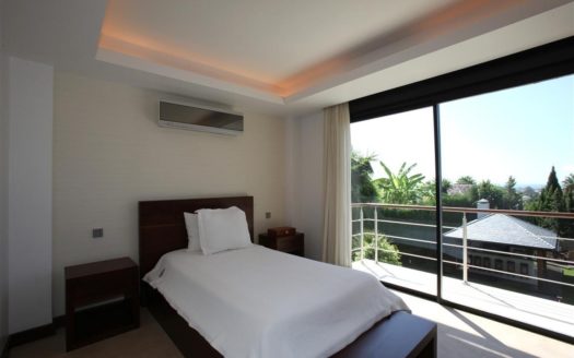 6 bedrooms Villa in Nueva Andalucia