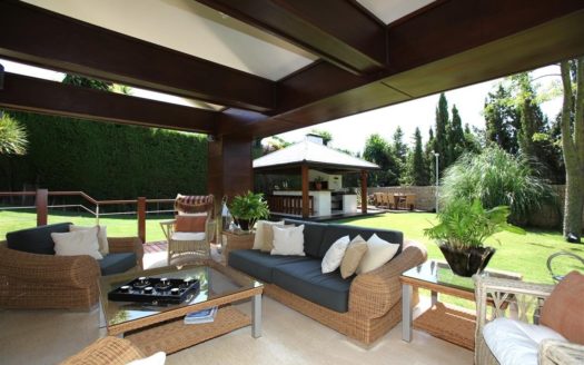6 bedrooms Villa in Nueva Andalucia