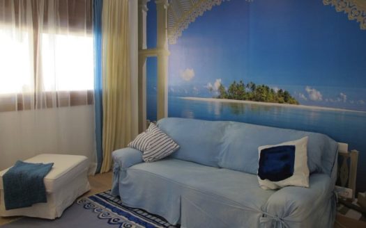 Villa de 6 dormitorios en Nueva Andalucia