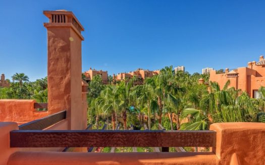 Apartamento de 3 dormitorios en Nueva Andalucia