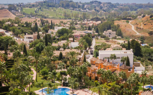 4 bedrooms Townhouse in Benahavis