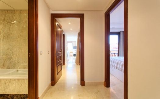 Ático de 3 dormitorios en Nueva Milla de Oro