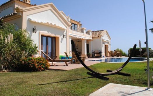 Villa de 4 dormitorios en  Benahavis