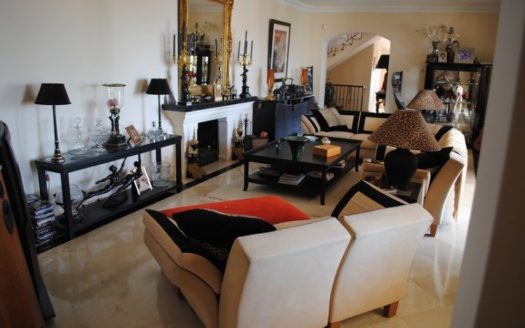 Villa de 4 dormitorios en  Benahavis