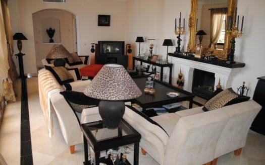 Villa de 4 dormitorios en  Benahavis