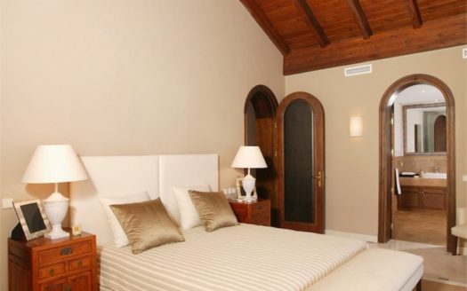 5 bedrooms Villa in Benahavis