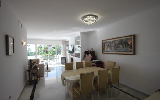3 bedrooms Apartment in Bahia de Marbella