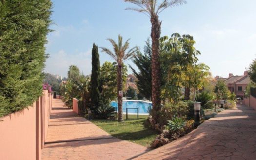 Adosado de 6 dormitorios en Los Monteros