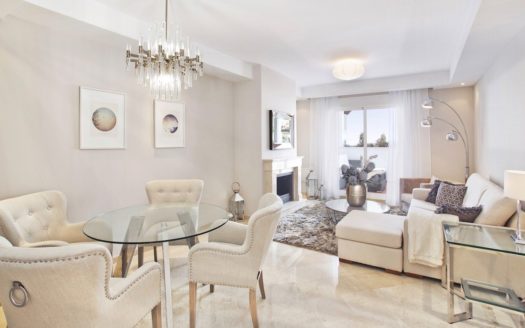 2 bedrooms Apartment in Nueva Andalucia