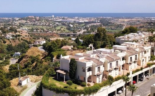 Adosado de 3 dormitorios en  Benahavis