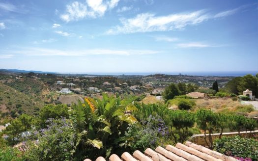 Adosado de 3 dormitorios en  Benahavis