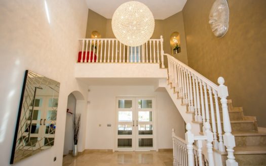 5 bedrooms Villa in Nueva Andalucia