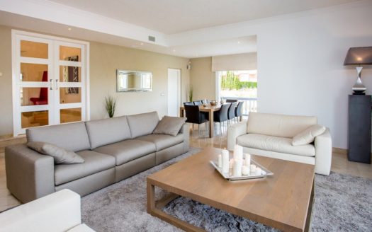 5 bedrooms Villa in Nueva Andalucia