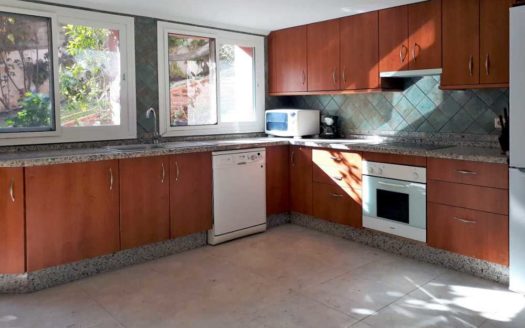 Villa de 5 dormitorios en Los Monteros
