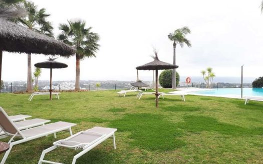 Apartamento de 2 dormitorios en  Benahavis