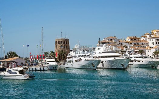 Villa de 3 dormitorios en Benahavis